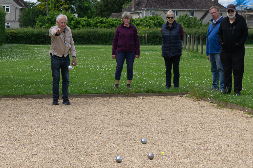 A player about to throw from the circle