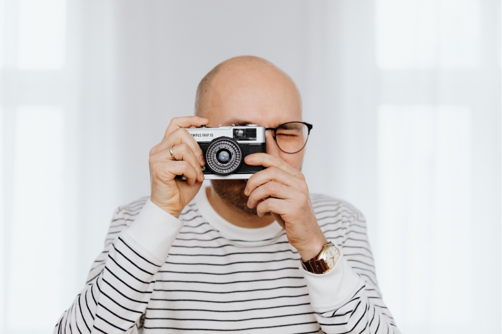 Photographer with a simple camera